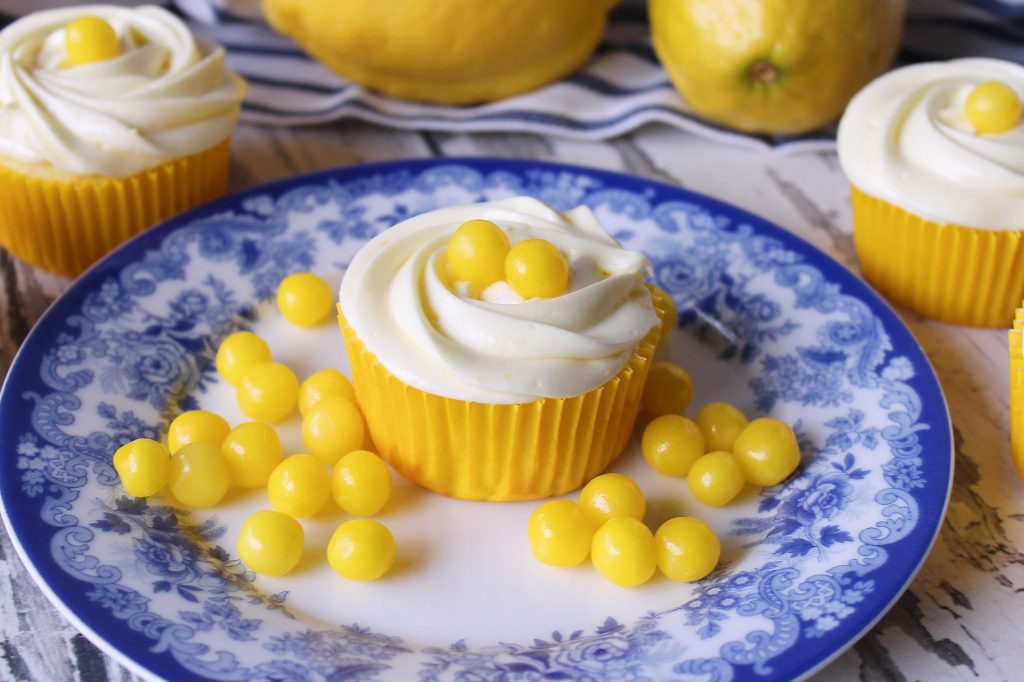 Lemon Cupcakes with Lemon Cream Cheese Frosting