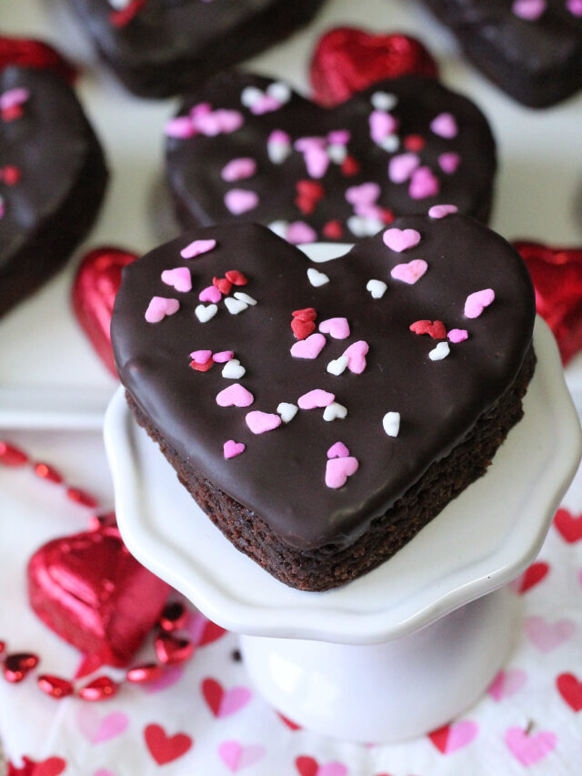 Chocolate Dipped Brownie Hearts