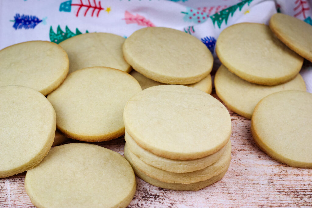 Cut out sugar cookies cut in circles already baked 