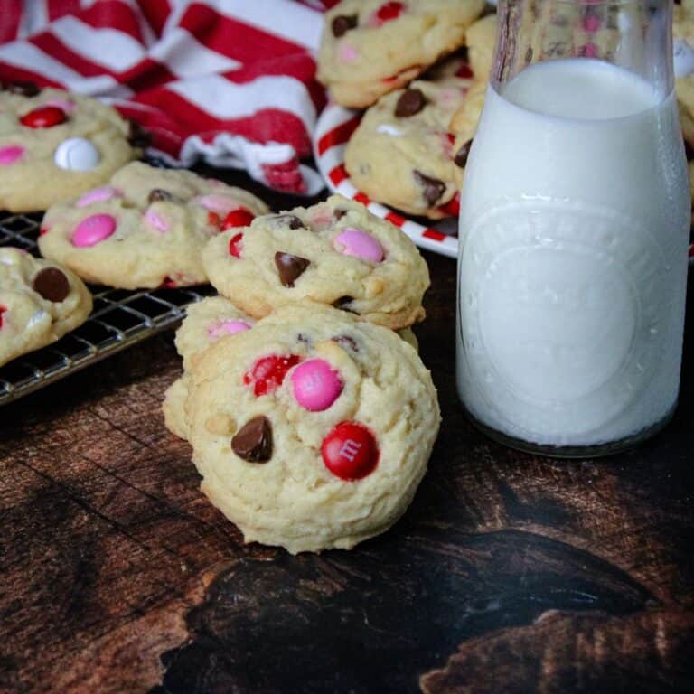 Valentine M&M Cookies